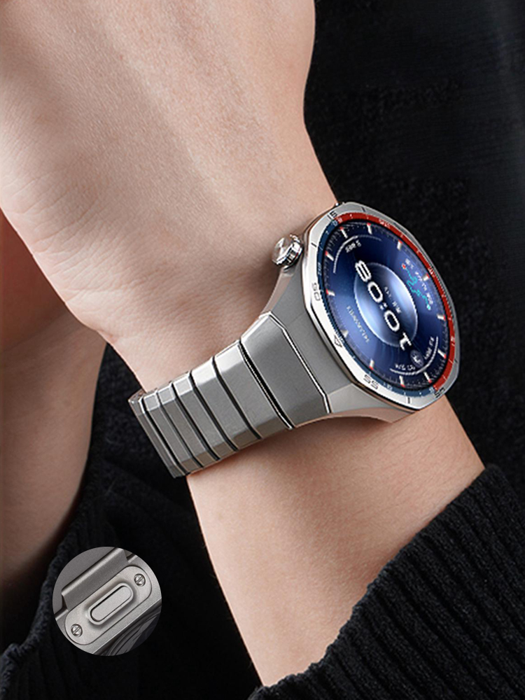 Cinturino in metallo di lusso  - Titan Smartwatch Accessories recensione e prezzo